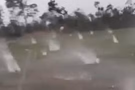 Thực hư thông tin mưa đá như trận địa pháo dội xuống Cao Bằng