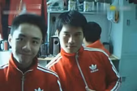 Cuộc sống của hai “thánh hát nhép” khiến Youtube về tay Google