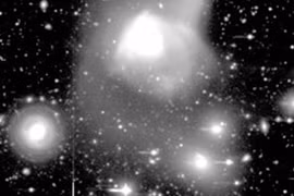 Nhiều sự hợp nhất tạo ra thiên hà hồng ngoại siêu nhỏ