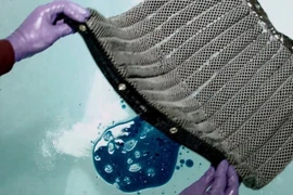 5 thứ tuyệt vời tái tạo từ rác thải nhựa nhưng ít người biết