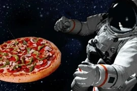 Khó tin những thứ quái dị nhất từng được đưa lên vũ trụ