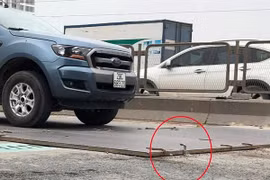 Cận cảnh "hầm chông" tại công trường sửa đường Vành đai 3 trên cao