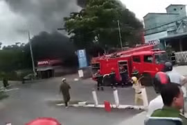 Cháy xe bồn chở xăng, tài xế tử vong