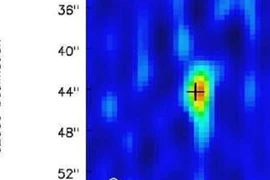 Xôn xao nguồn lạ phát ra sóng hấp dẫn trong vũ trụ