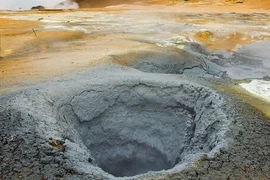 Núi lửa phun trào, khoáng sản quý hiếm bung tràn trên sao Hỏa