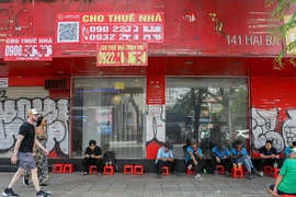 Hàng loạt mặt bằng ở TPHCM bỏ trống trên nhiều tuyến phố sầm uất