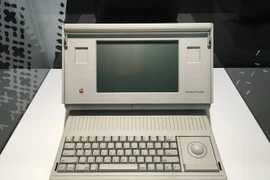 Tận mục loạt hiện vật cực độc trong “bảo tàng lịch sử Apple“