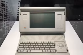 Tận mục loạt hiện vật cực độc trong “bảo tàng lịch sử Apple“