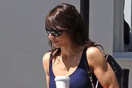 Ngắm mỹ nhân Hollywood “cơ bắp cuồn cuộn” hơn mày râu