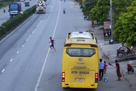 Tai nạn trên QL5: Không sửa chữa QL5 thì đừng thu phí nữa