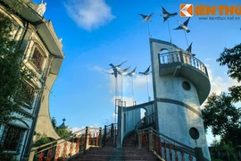 Thăm khu vườn Thiên chúa độc nhất vô nhị Việt Nam