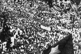 10 khoảnh khắc tiêu biểu nhất về Cách mạng tháng Tám 1945 