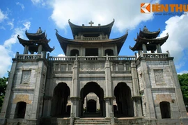 Bí mật nhà thờ đá trên quê hương Chủ tịch nước Trần Đại Quang