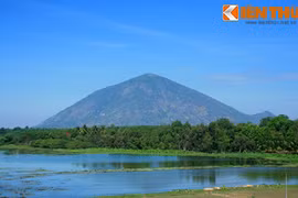 Khám phá núi Bà Đen - nóc nhà huyền thoại của Nam Bộ 