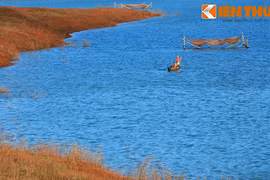 Ngắm vẻ đẹp như mơ của hồ Thác Mơ