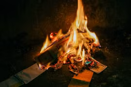 Tục đốt vàng mã của người Việt qua góc nhìn quốc tế