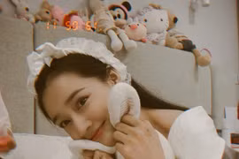 Nhã Phương khoe căn phòng ngập gấu bông, fan nghĩ là của con gái