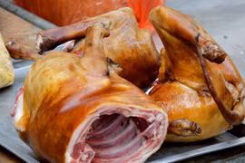 Hình ảnh chỉ có ở VN của phó nháy Tây