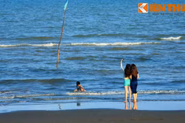 Lặng ngắm nét hoang sơ của bãi biển Ba Động