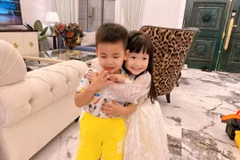 Vợ chồng ca sĩ Đăng Khôi xây biệt thự mới ở TP.HCM