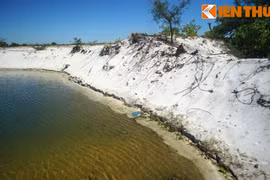 Độc đáo xứ sở cát trắng như tuyết ở Việt Nam