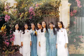 Ảnh vạn người mê về nữ sinh áo dài Sài Gòn xưa