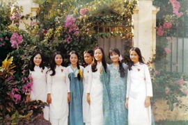 Ảnh vạn người mê về nữ sinh áo dài Sài Gòn xưa