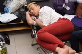 Góc tối sau ánh hào quang, cuộc sống của nghệ sĩ Vbiz