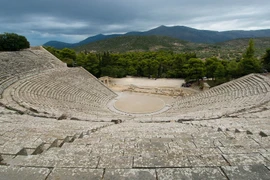 Chiêm ngưỡng kiệt tác nhà hát của người Hi Lạp cổ đại