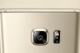 Samsung phát triển cảm biến camera “khổng lồ” cho smartphone?