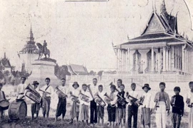 Ảnh độc về Hoàng gia Campuchia thời thuộc Pháp