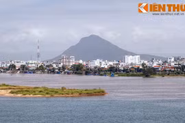 Phong thủy linh thiêng của ngọn núi giúp Phú Yên thành "địa linh nhân kiệt" 