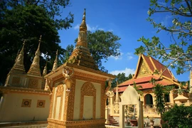 Chiêm ngưỡng kiệt tác chùa Khmer nghìn tuổi ở Nam Bộ