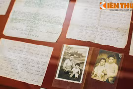 Ngắm những kỷ vật khơi dậy ký ức chiến tranh Việt Nam