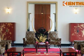 Soi dàn báu vật cực quý giá trong Dinh Độc Lập 