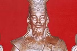 Chuyện ít biết về những vị vua tuổi Tuất vang danh sử Việt 