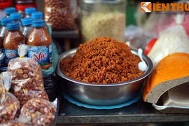 Soi điều độc nhất vô nhị ở chợ Hàng Bè Hà Nội