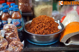 Soi điều độc nhất vô nhị ở chợ Hàng Bè Hà Nội