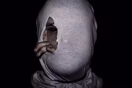 Bộ ảnh nghệ thuật ma quái ai xem cũng chết khiếp