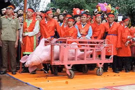 Dân Ném Thượng vẫn khai đao chém lợn