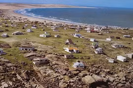 Kỳ lạ ngôi làng sống thời nguyên thủy ở Uruguay