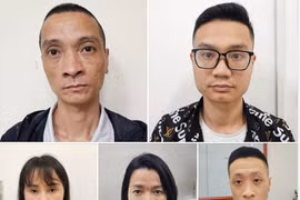 Bắt nhóm đối tượng cá độ bóng đá, mua bán số lô, số đề