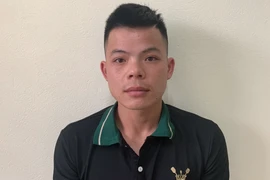 Bắt kẻ đột nhập cửa hàng trộm hàng loạt điện thoại ở Bắc Giang