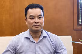 Tạm giữ khẩn cấp Giám đốc Khu di tích lịch sử Đền Hùng 