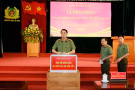 Công an Lai Châu ủng hộ gần 500 triệu cho đồng bào vùng bão lũ