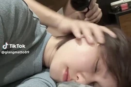 Hương Giang khoe khoảnh khắc hạnh phúc bên bạn trai giấu mặt