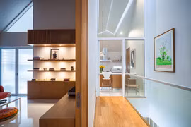 Độc lạ ngôi nhà với vật liệu mờ giúp mở rộng không gian sống