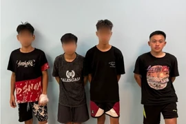 Bắt khẩn cấp đối tượng lạng lách, đánh võng trên cầu Nhật Tân