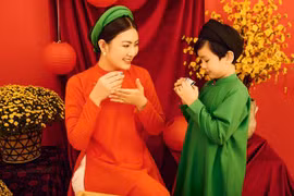 Mỹ nhân "vũ trụ" VFC Ngọc Lan, U40 yên phận nuôi con trai nhỏ