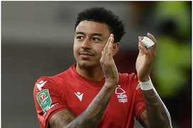 Jesse Lingard "thả thính" mỹ nhân bốc lửa của Hàn Quốc 